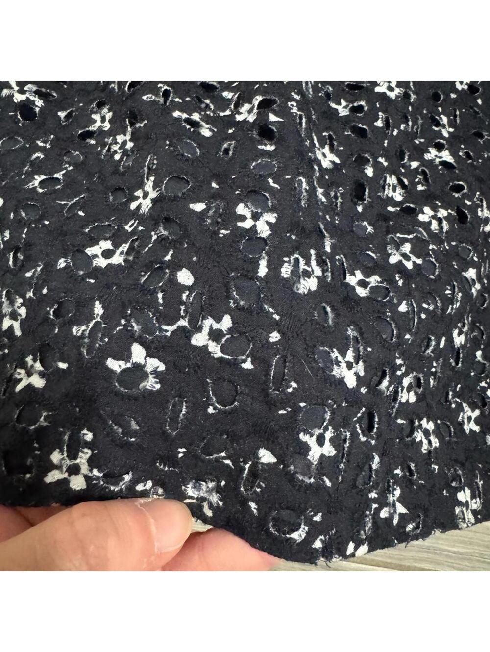 Anthropologie Maeve Navy Floral Eyelet Puff Sleeve Babydoll Mini Dress Sz 6 - Picture 7 of 9